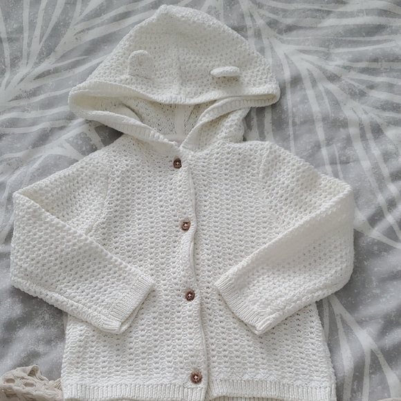 Tommy Bahama Other - Cozy White Knit Hooded Cardigan